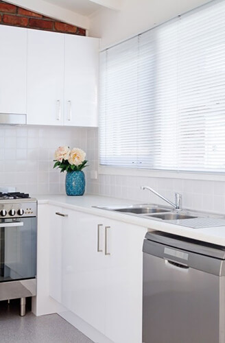 How to Choose the Right Blinds for Your Kitchen